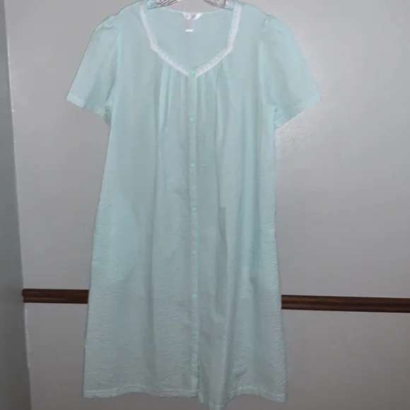 Adonna Intimates Sleepwear Vintage Adonna Snap Front